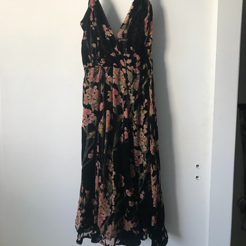 Anthropologie black velvet crushed floral Dress
